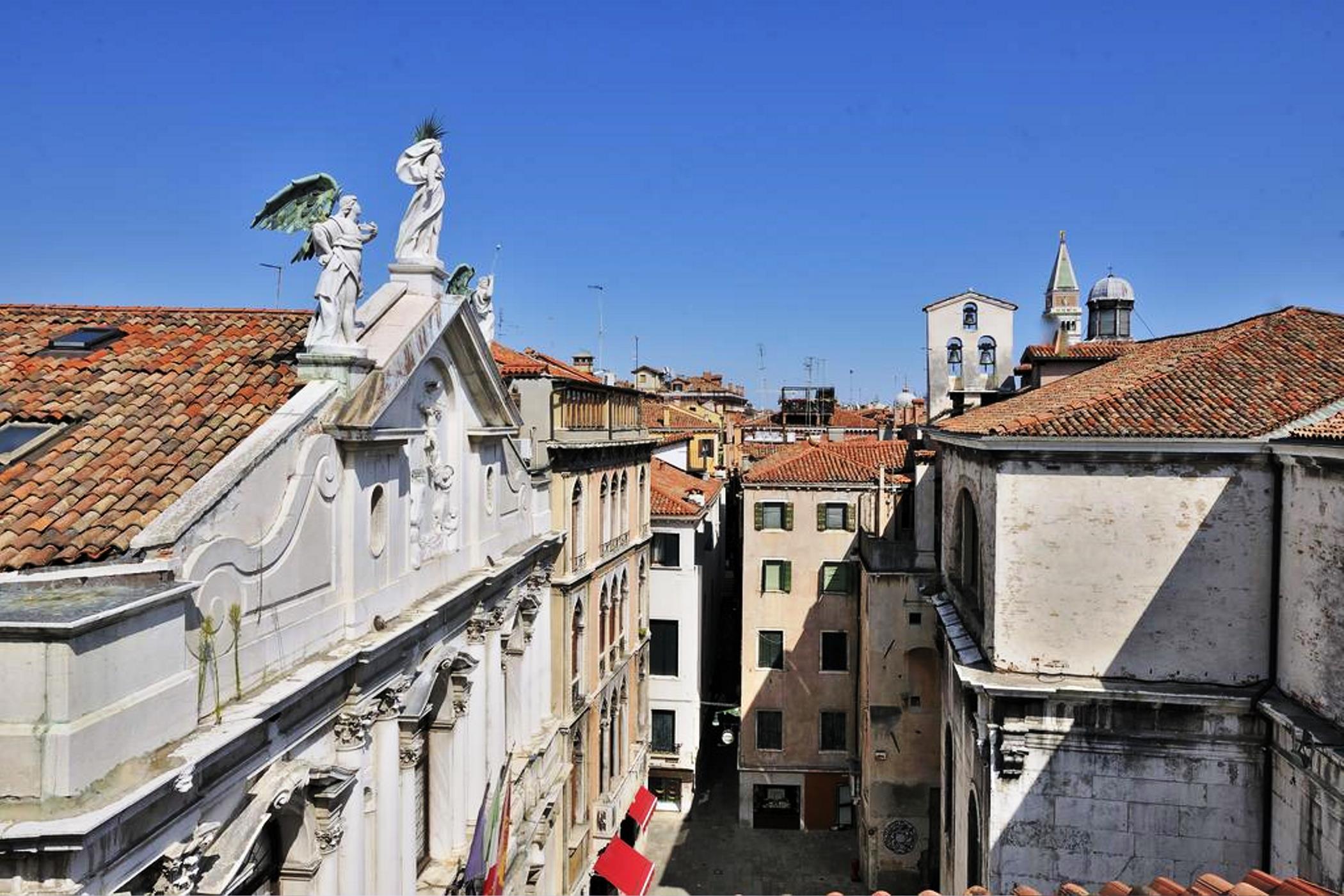 Al Theatro Palace Hotel Venezia
